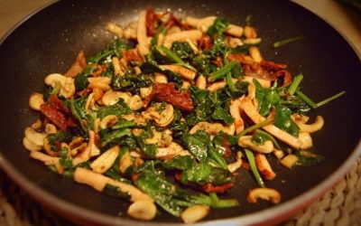 Salteado de espinacas