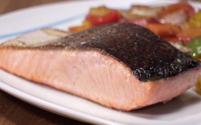 Salmón en Papillote con salsa de soja